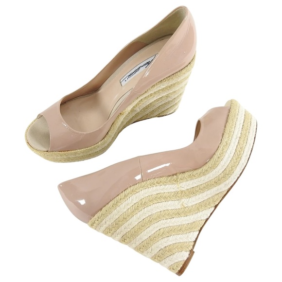 💗 Brian Atwood Nude Patent Peep Toe Wedges 💗 - Picture 2 of 3